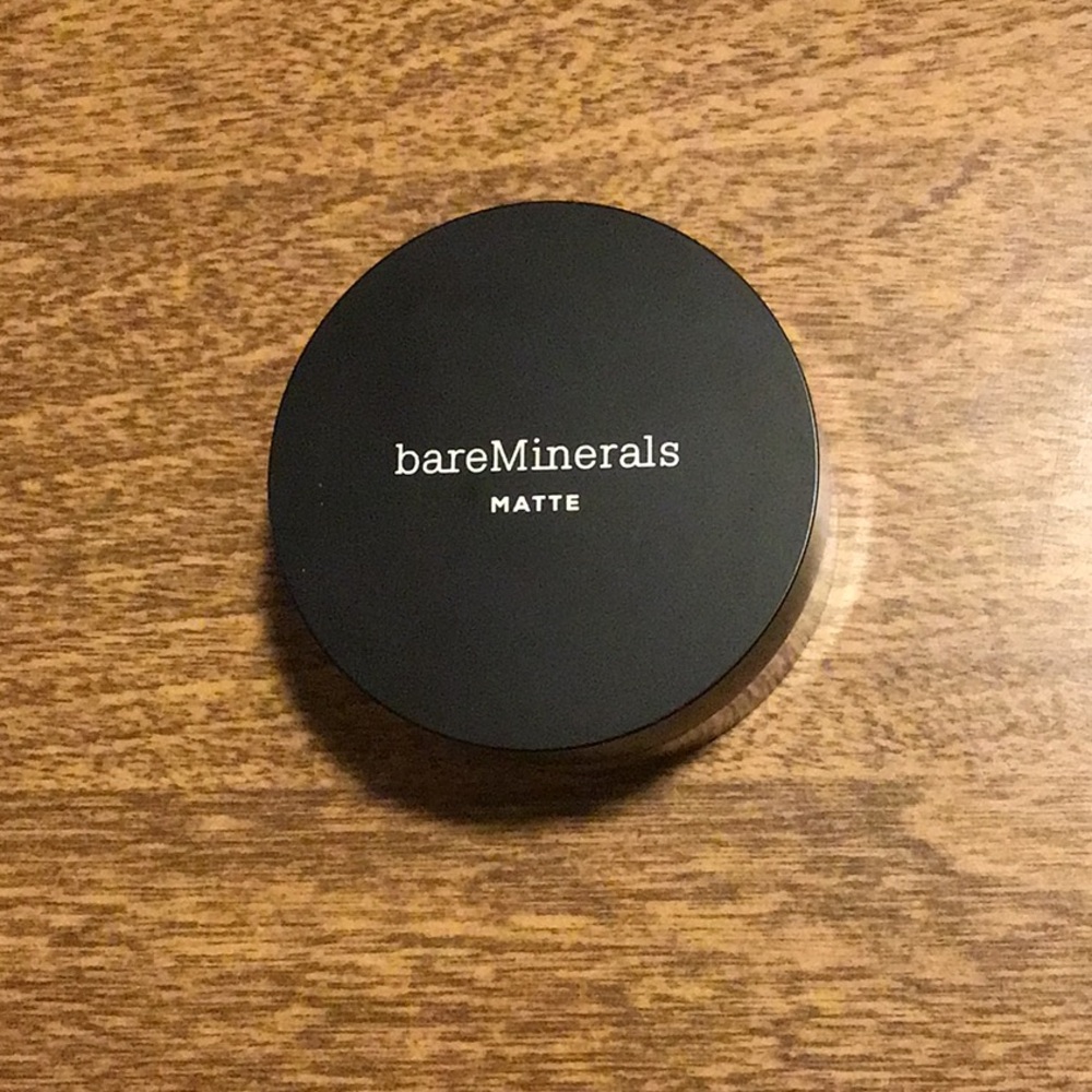 bareMinerals Matte Foundation Broad Spectrum SPF15. Medium 10